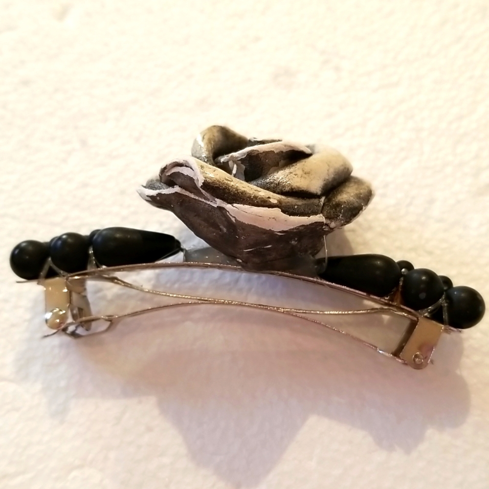 Woman's Hair Barrette - Picture 3 of 5